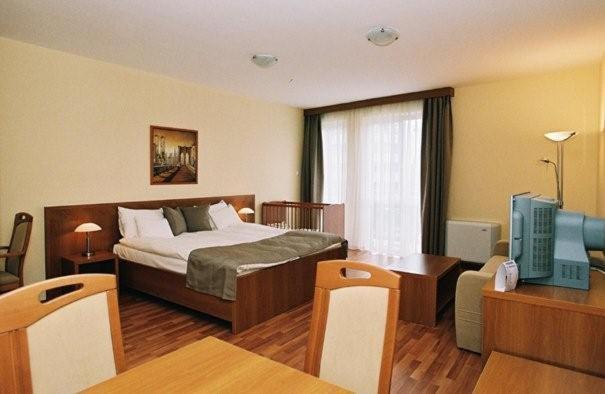 Panorama Wellness Apartman Hotel Hajdúszoboszló Habitación foto